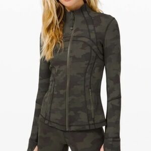 Lululemon camouflage Define Jacket